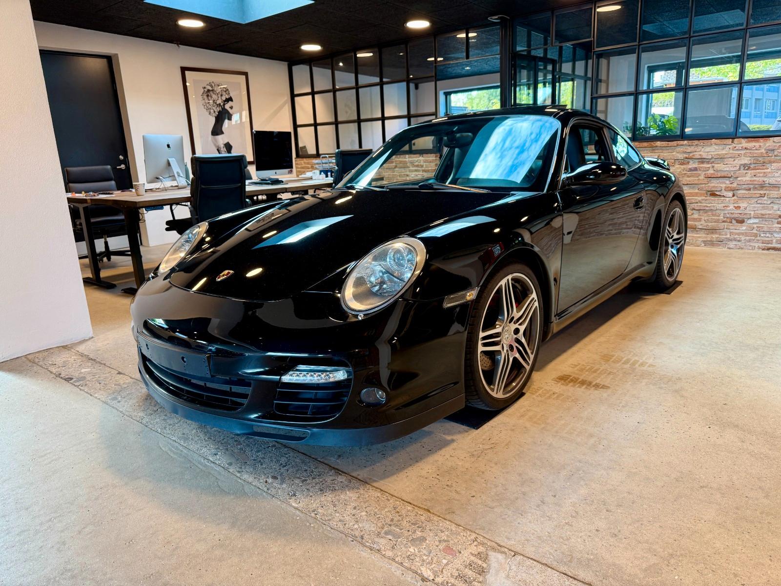 Porsche 911 Carrera S Coupe