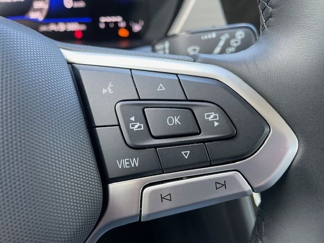 Touran 1.5 TSI Comfortline NAVI  Digitales Cockp