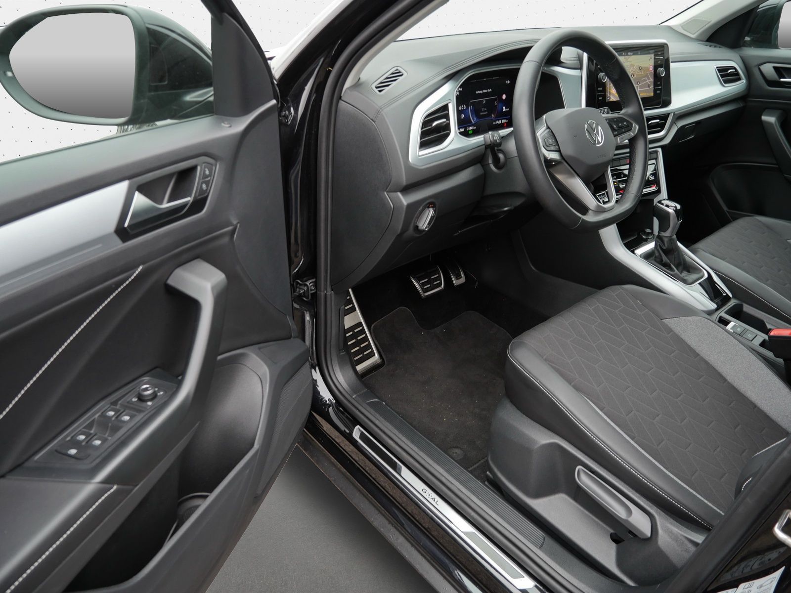 Volkswagen T-Roc - Bild 14