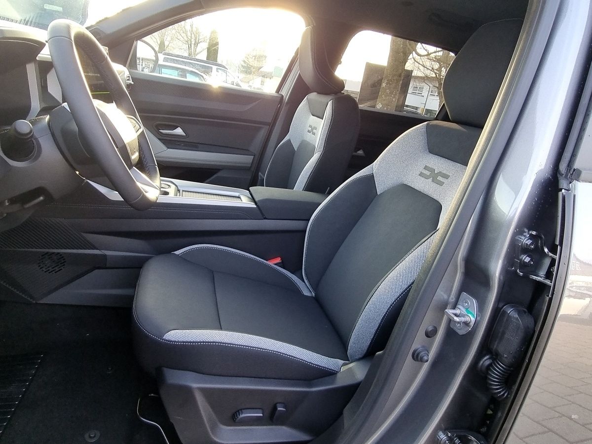 Fahrzeugabbildung Dacia Bigster Journey HYBRID 155