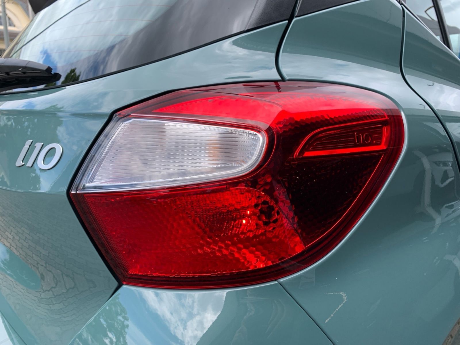 Fahrzeugabbildung Hyundai i10 1.0 Select Navi Kamera