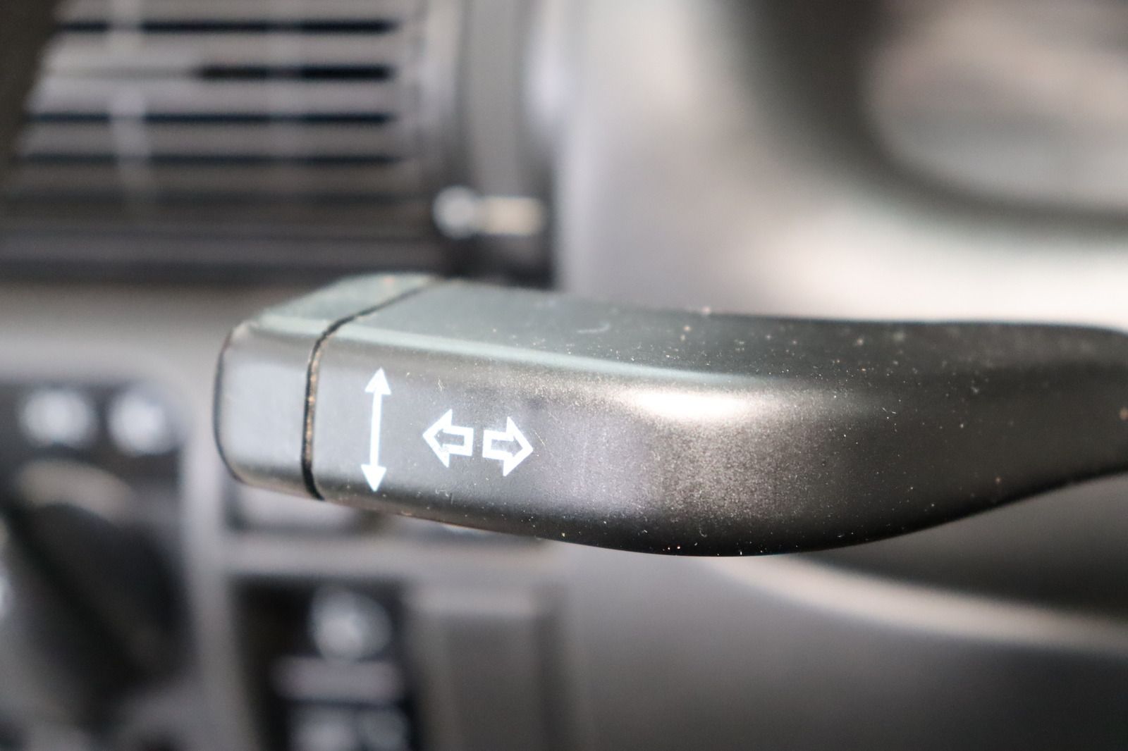 Fahrzeugabbildung Opel Astra 1.4 GL * 1.Hand* wenig Km * HU/AU neu