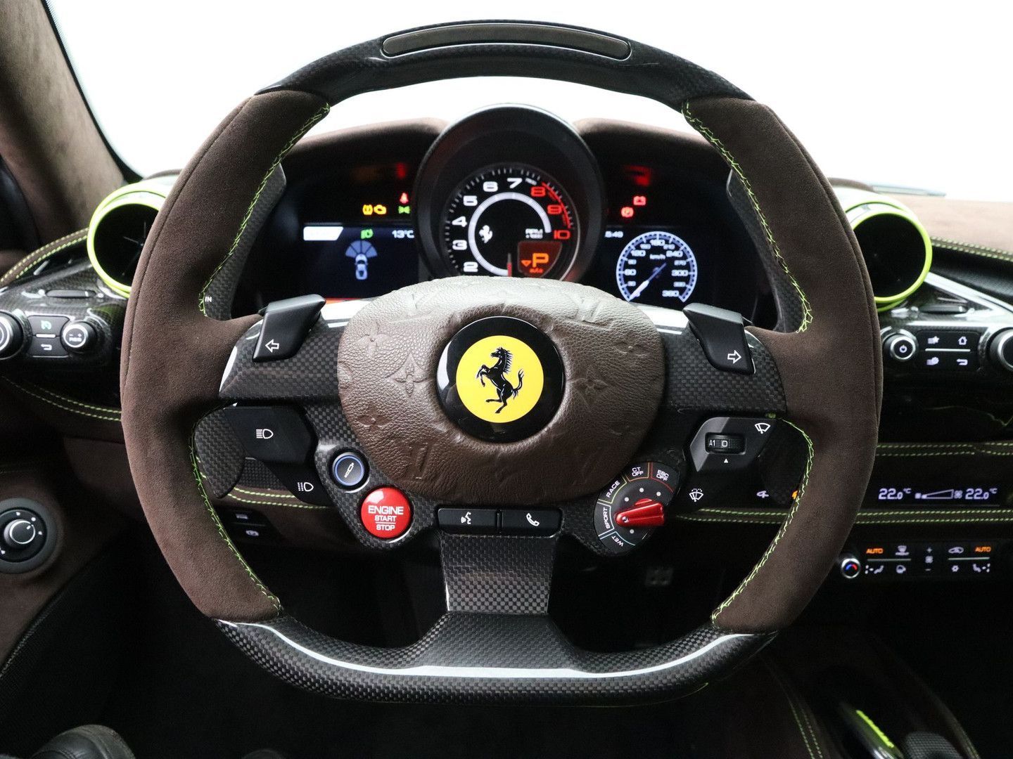 Ferrari F8 N-Largo Tailor Made 1 of 15 imagem 2