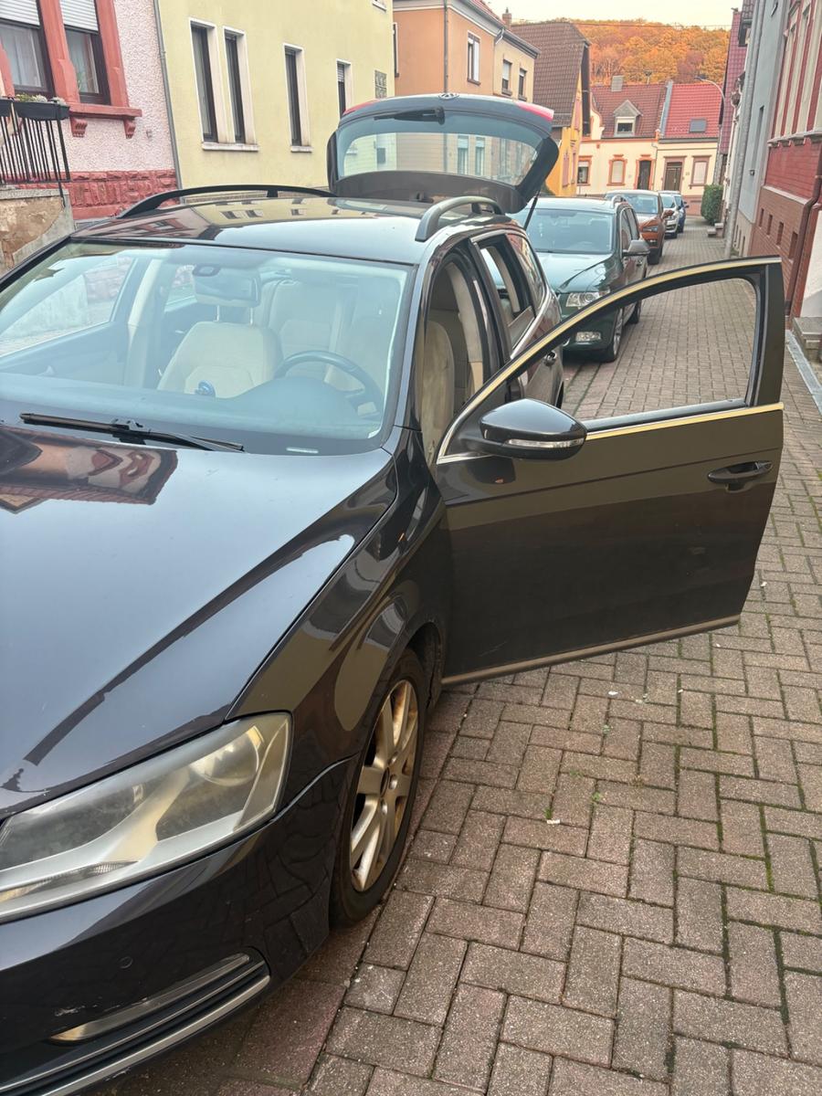 Volkswagen Passat 2010 — photo 8