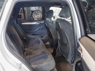 BMW X1 - 12