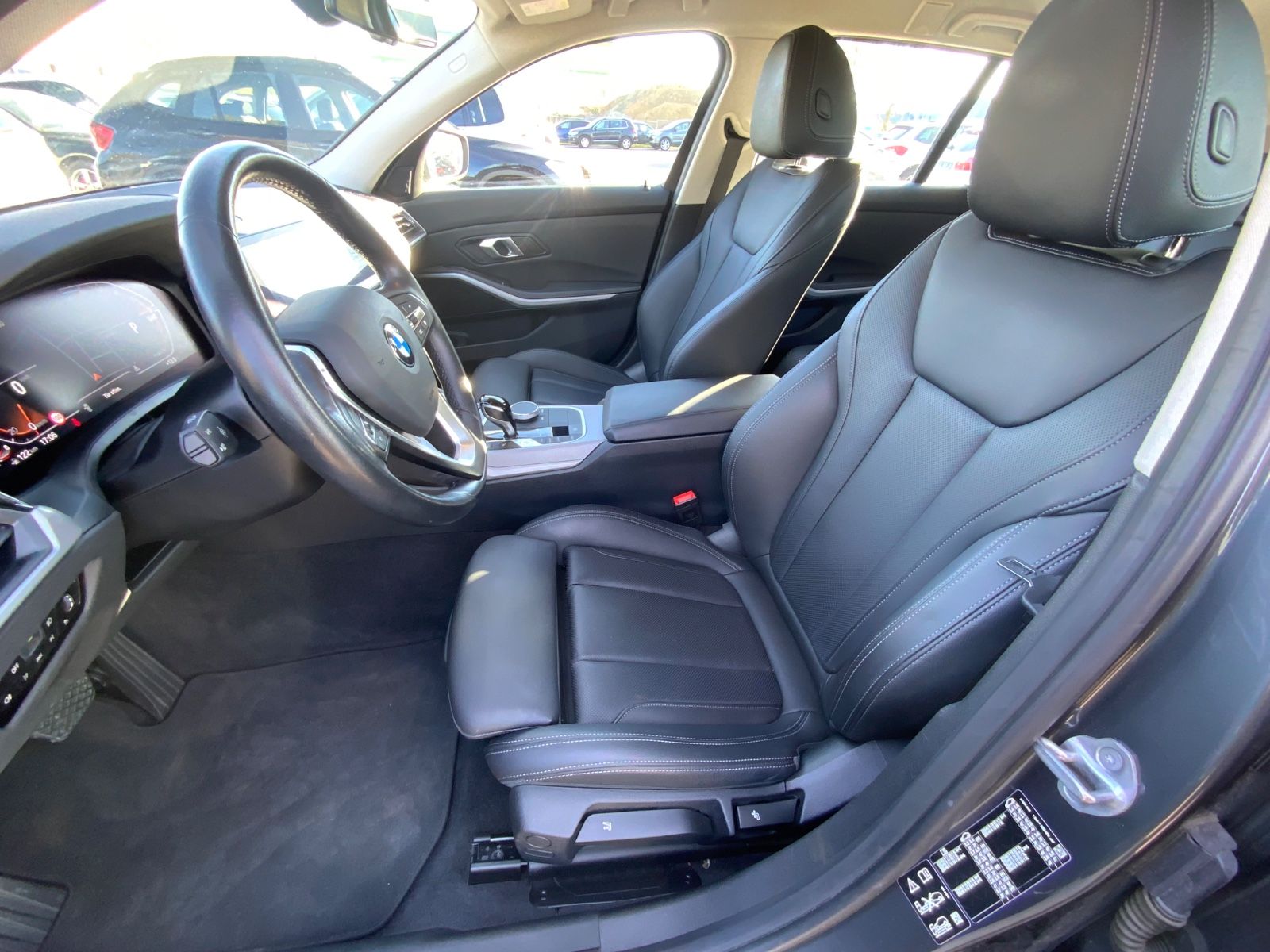 BMW 320d Touring xDrive/ Kamera/ Sport foto 9