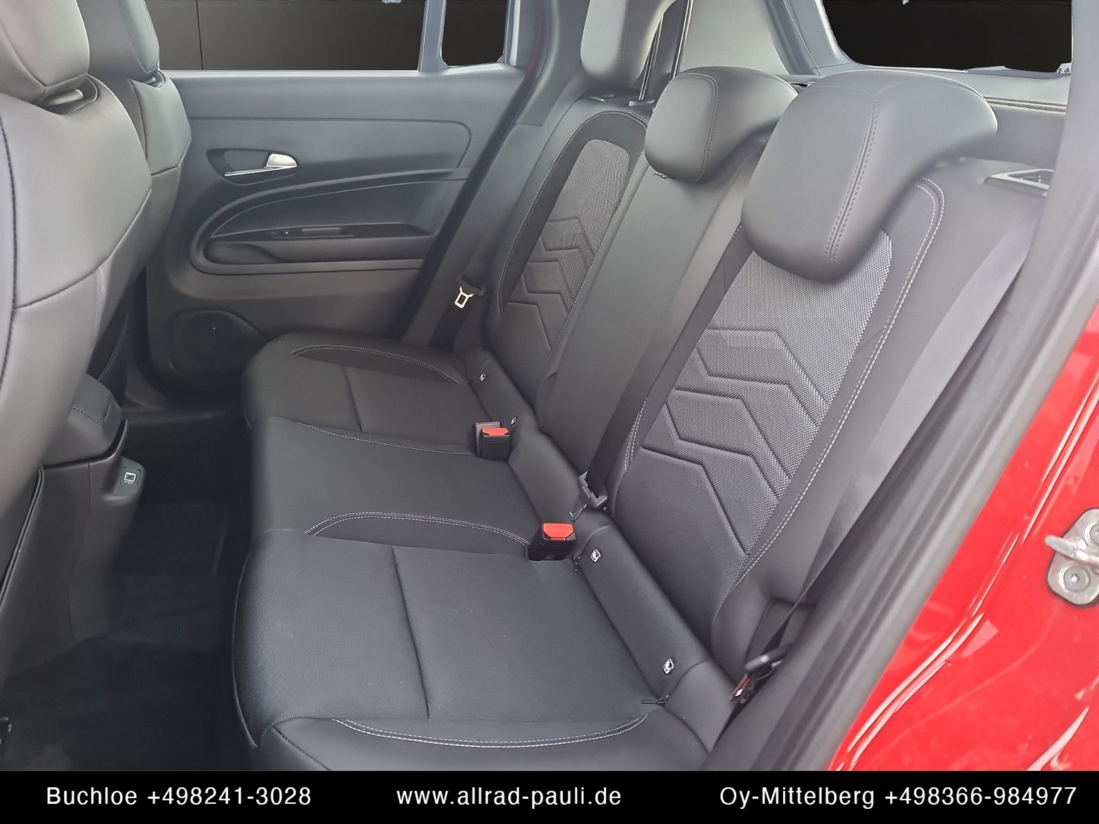 Jeep Avenger 1.2 GSE Altitude | 18 Zoll Felgen