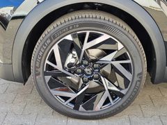 Fahrzeugabbildung Captur Esprit Alpine Mild Hybrid 140 EDC