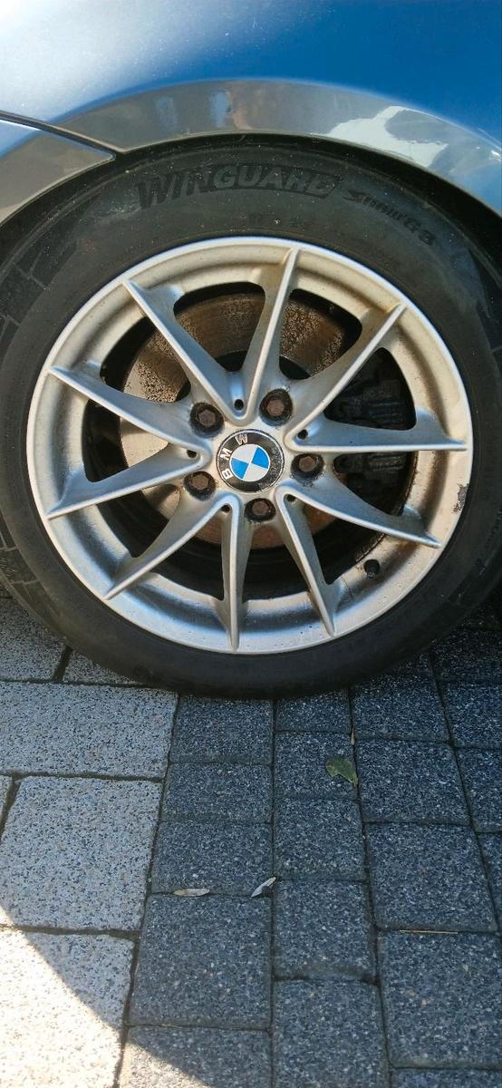 BMW 320 2009 — photo 12