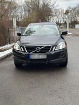 Volvo XC 60 D5 ALLRAD/AUTOMATIK/VOLLLEDER/... - gebrauchte Volvo XC60 aus dem Jahr 2011