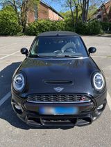 MINI Cooper S Cabrio JCW Trim - MINI Cooper S Cabrio in Hamburg