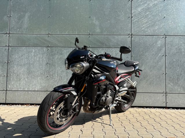 Triumph Street Triple R mit Zubehör