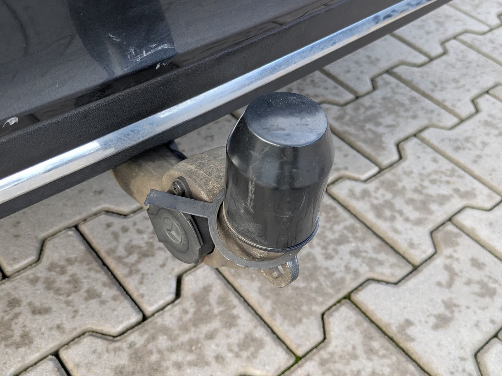 Fahrzeugabbildung Mercedes-Benz E 220 Avantgarde LED*AHK*KAMERA*TEMP*NAVI*SHZ