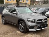 Mercedes-Benz GLB 200d AMG/Pano/360° Kamera/Head-Up/ACC/7-Sitz - : Allradantrieb, Automatik