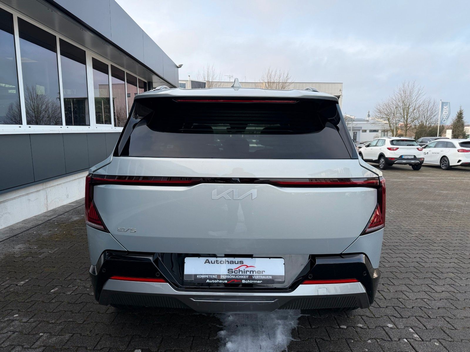 Fahrzeugabbildung Kia EV5 Earth DRIVE SOUND LED