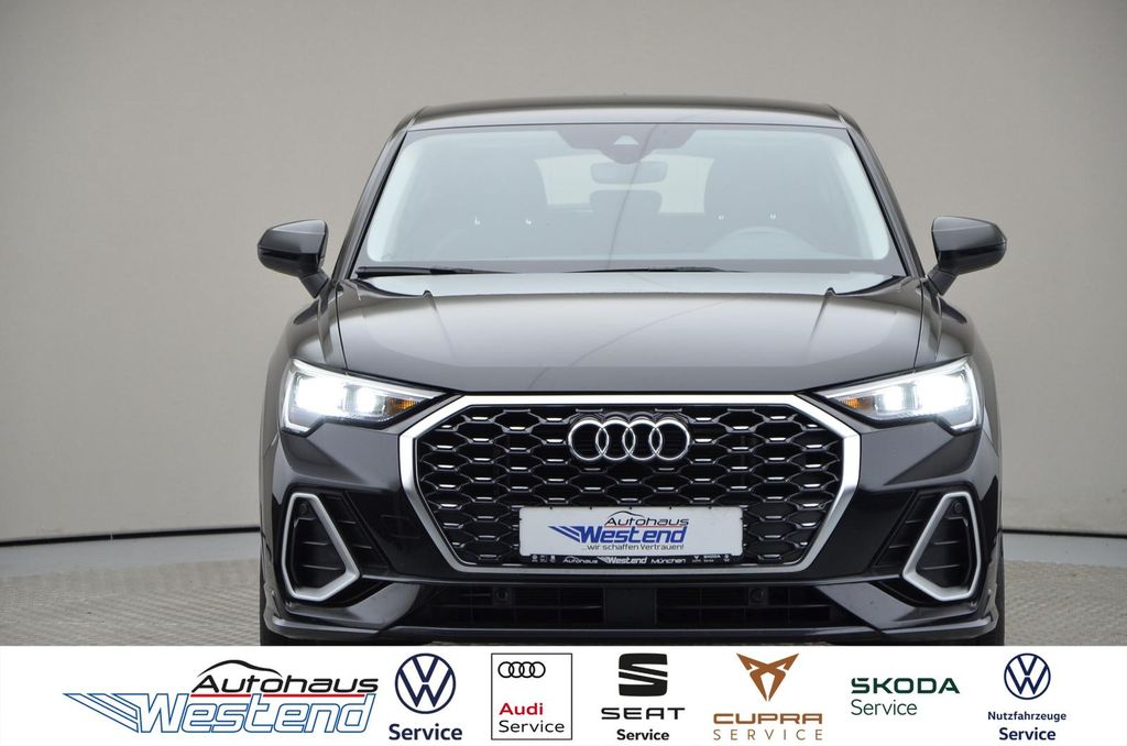 Image of Audi Q3
