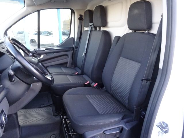 Fahrzeugabbildung Ford Transit Custom 2.0 TDCi 340 L1 Trend AHK, Einpar