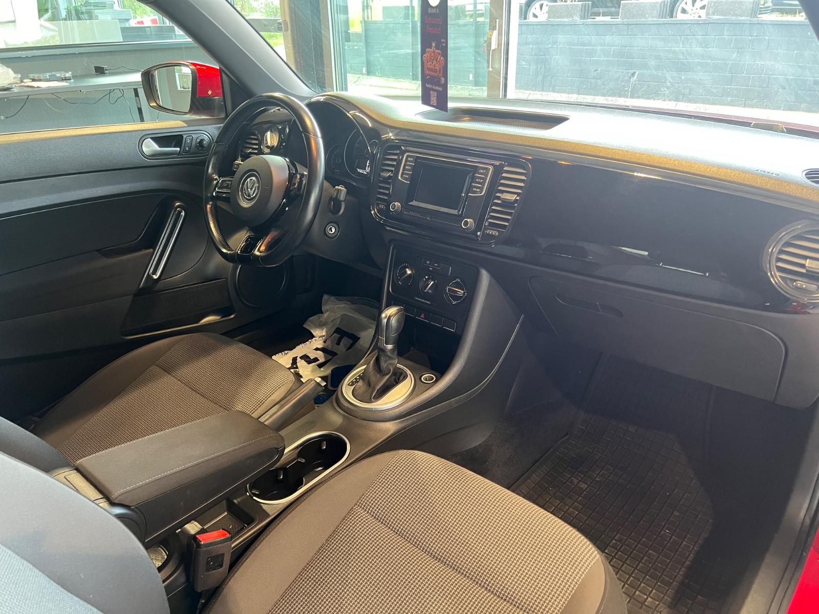 Volkswagen Beetle 2.0 TSI DSG BMT R-Line