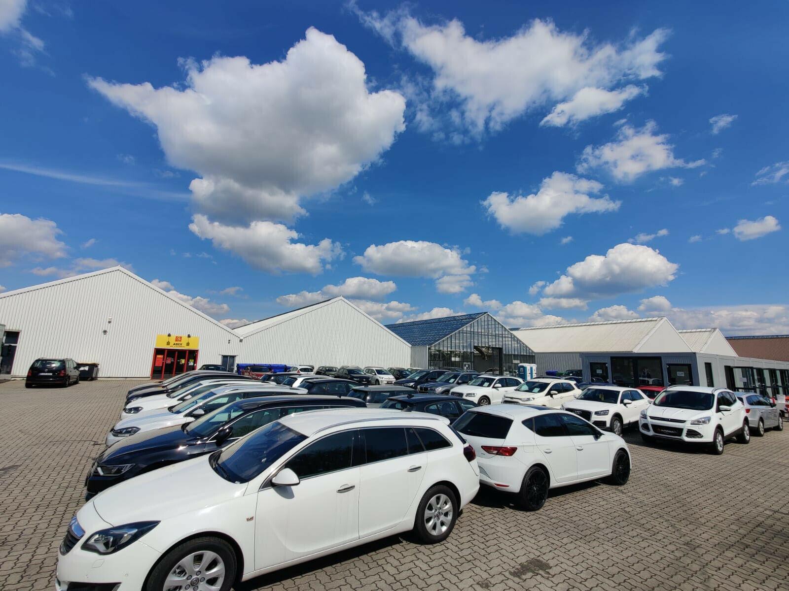 showroom-image-bottom