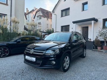 Volkswagen Tiguan - 2