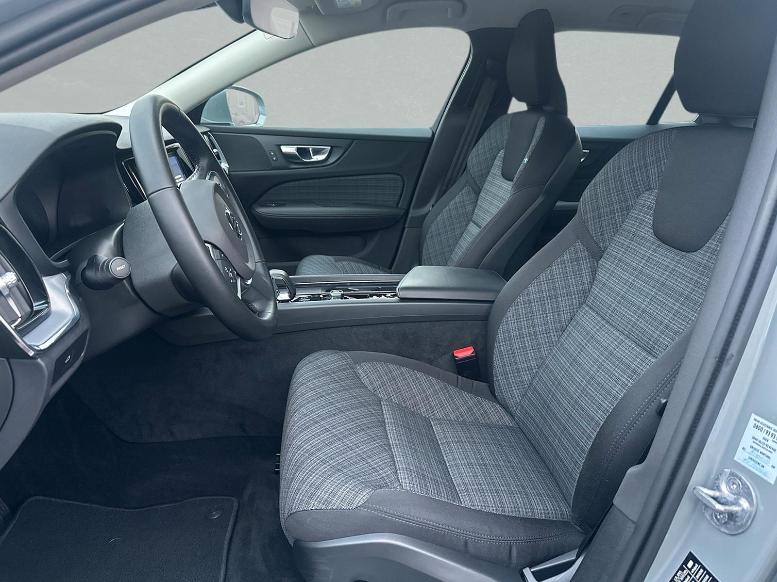 Volvo V60 B4 Mild-Hybrid Core LED