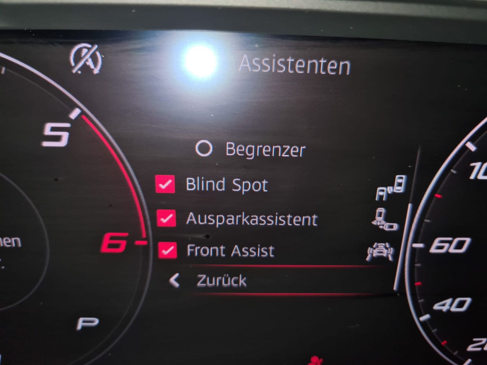 Fahrzeugabbildung SEAT Tarraco Xcellence 4Drive / LED / NAVI / GARANTIE