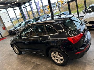 Audi Q5 3.2 FSI quattro *Kamera*Klima*Xenon*Panorama*