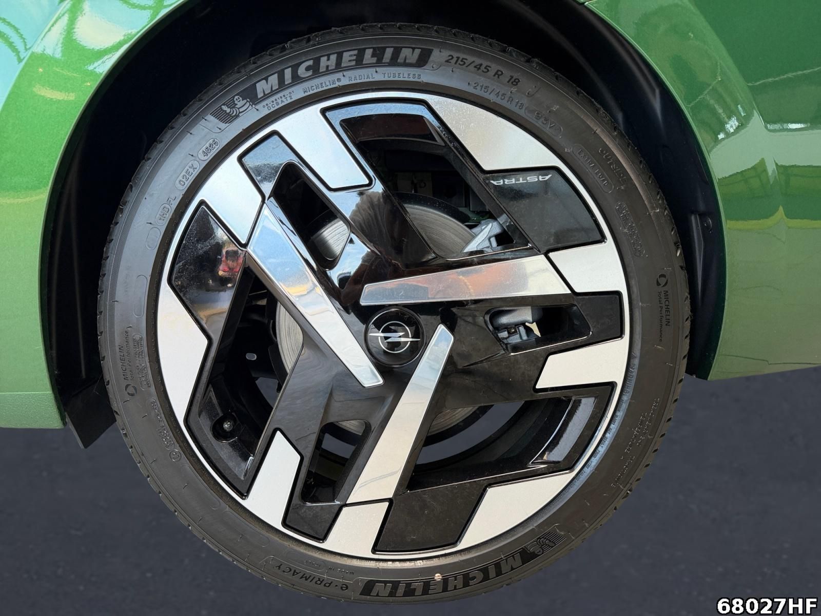Fahrzeugabbildung Opel Astra L SportsTourer*Ulitmate*Headup*360°Cam*