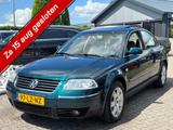 Volkswagen Passat 2.5 TDI 4Motion 2003 53.000 KM Sedan Youn - Volkswagen Passat: 2.5