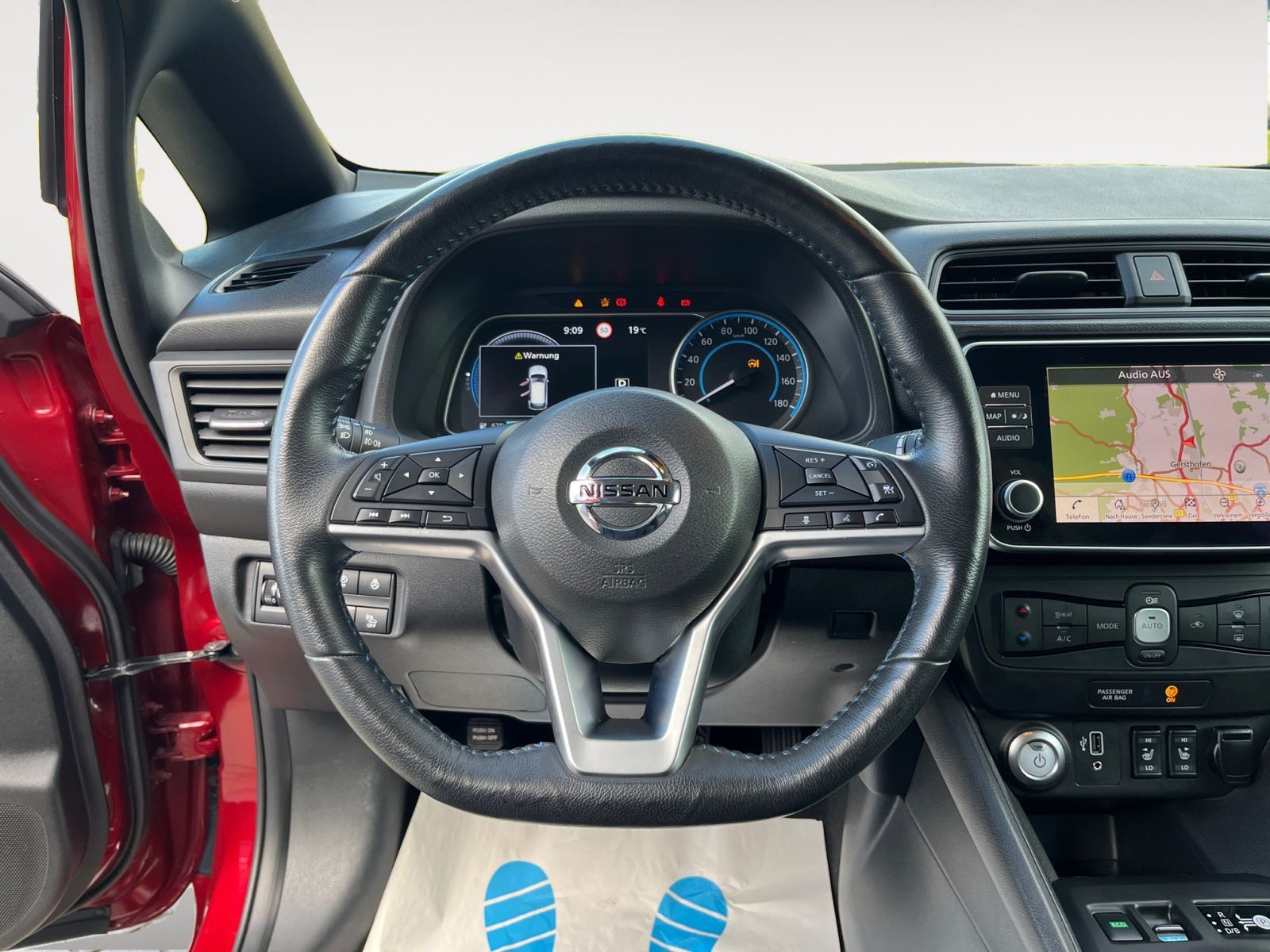 Fahrzeugabbildung Nissan Leaf 40KW/h - Acenta - 360°Kamera; SOH95%