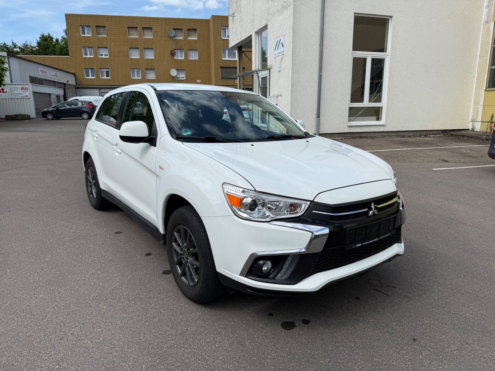 MITSUBISHI ASX