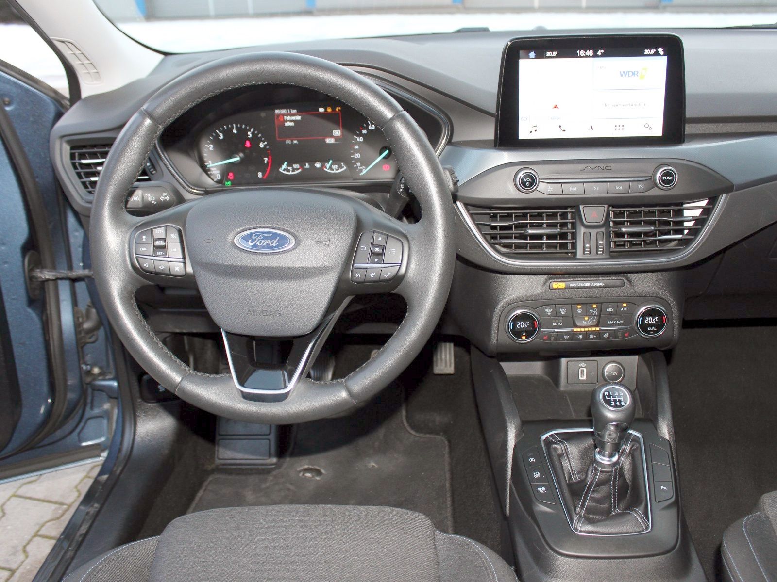 Fahrzeugabbildung Ford Focus Active 1,5 EcoBoost Start/Stopp