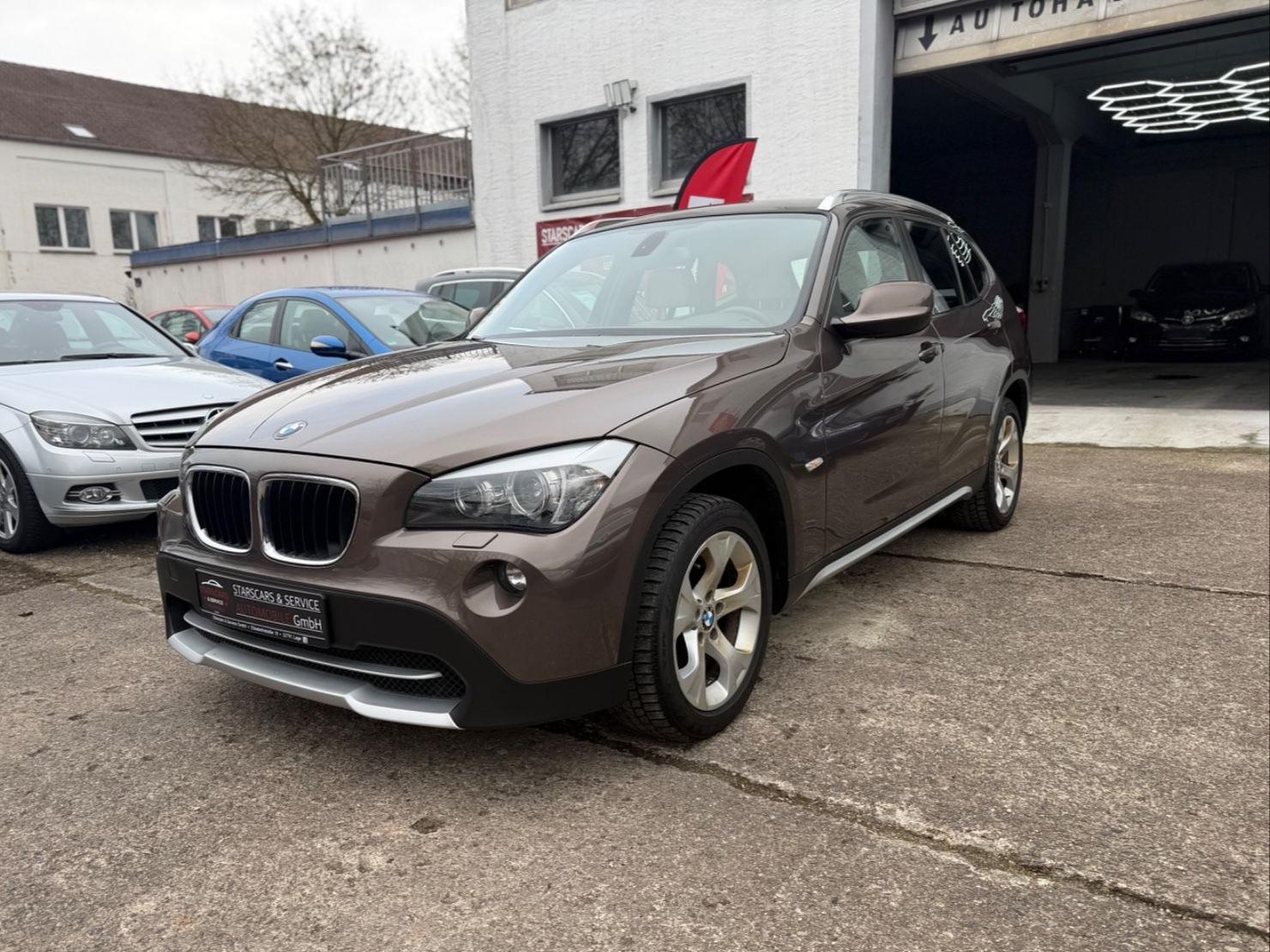 BMW X1*xDrive18d*LEDER*BI-XENON*ALU*SHZ*AHK*1.HAND*