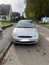 Ford Focus 1.6 Benzin - Ford Focus aus 2000: 1.6