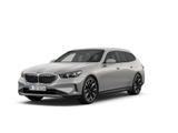 BMW 520 I Sportpaket HUD AHK-klappbar AHK El. Panoda - BMW 520 mit Benzin-Antrieb: Kombi, Sportpaket