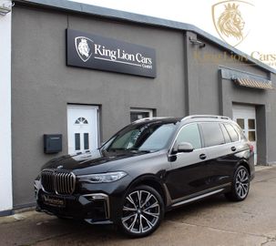 BMW X7 M50 - 1