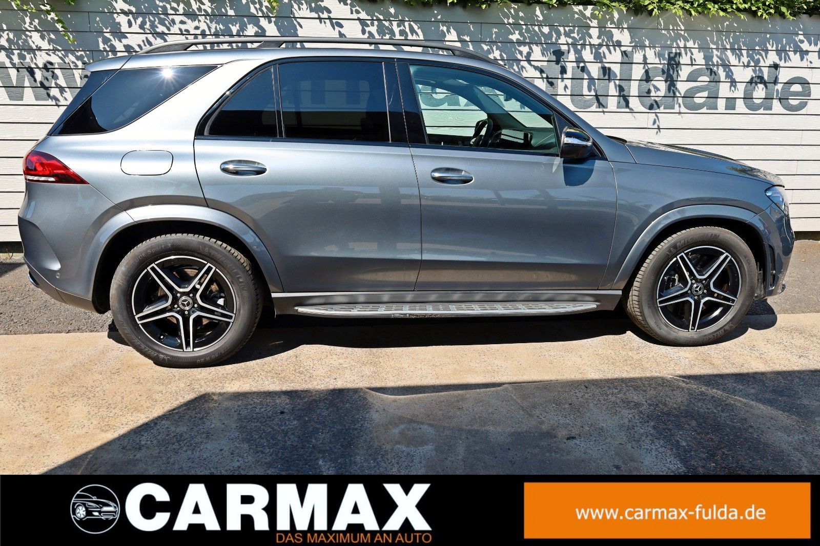 Fahrzeugabbildung Mercedes-Benz GLE 350e 4M AMG Leder,Navi,LED,PanDach,Night,360