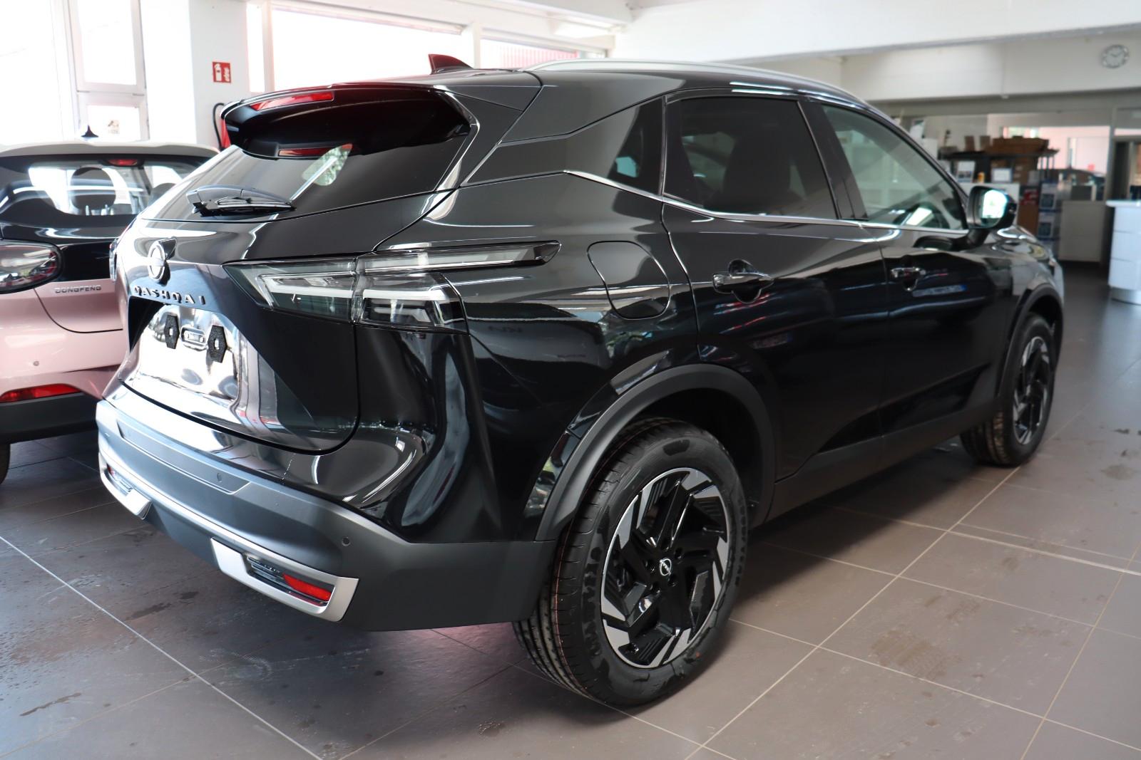 Nissan Qashqai 1.3 AT N-Connecta Navi,Pano,eHeck SOFORT, миниатюра 4