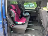 Volkswagen T5 Multivan incl. STH & Sportfahrwerk - blaue Volkswagen T5 Multivan