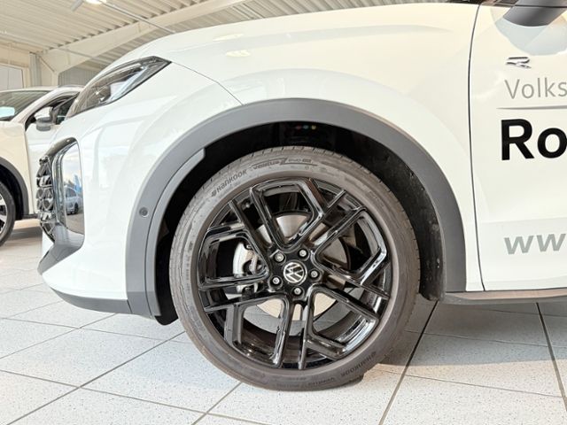 Fahrzeugabbildung Volkswagen T-ROC 1.5 eTSI DSG R-LINE IQ.LIGHT KESSY BLACK S