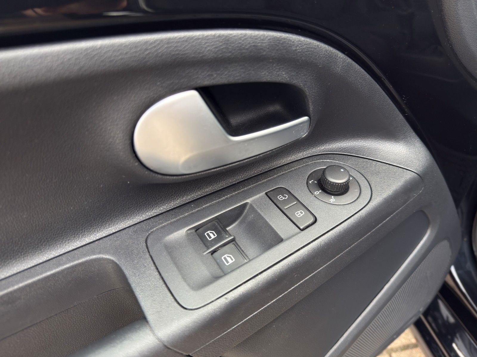 Fahrzeugabbildung Volkswagen up! move up! *Klima*Bluetooth*