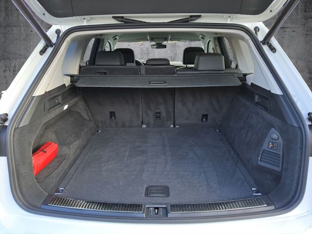 Touareg 3.0TDI Elegance 4Motion AHK ACC