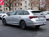 Skoda Octavia Combi 2.0 TDI Clever LED Navi AHK Kamera - Skoda Octavia: mit Navigationssystem