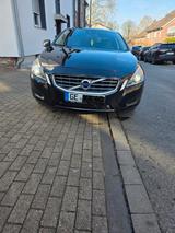 Volvo S60 D4 Momentum Momentum - gebrauchte Volvo S60 aus dem Jahr 2012