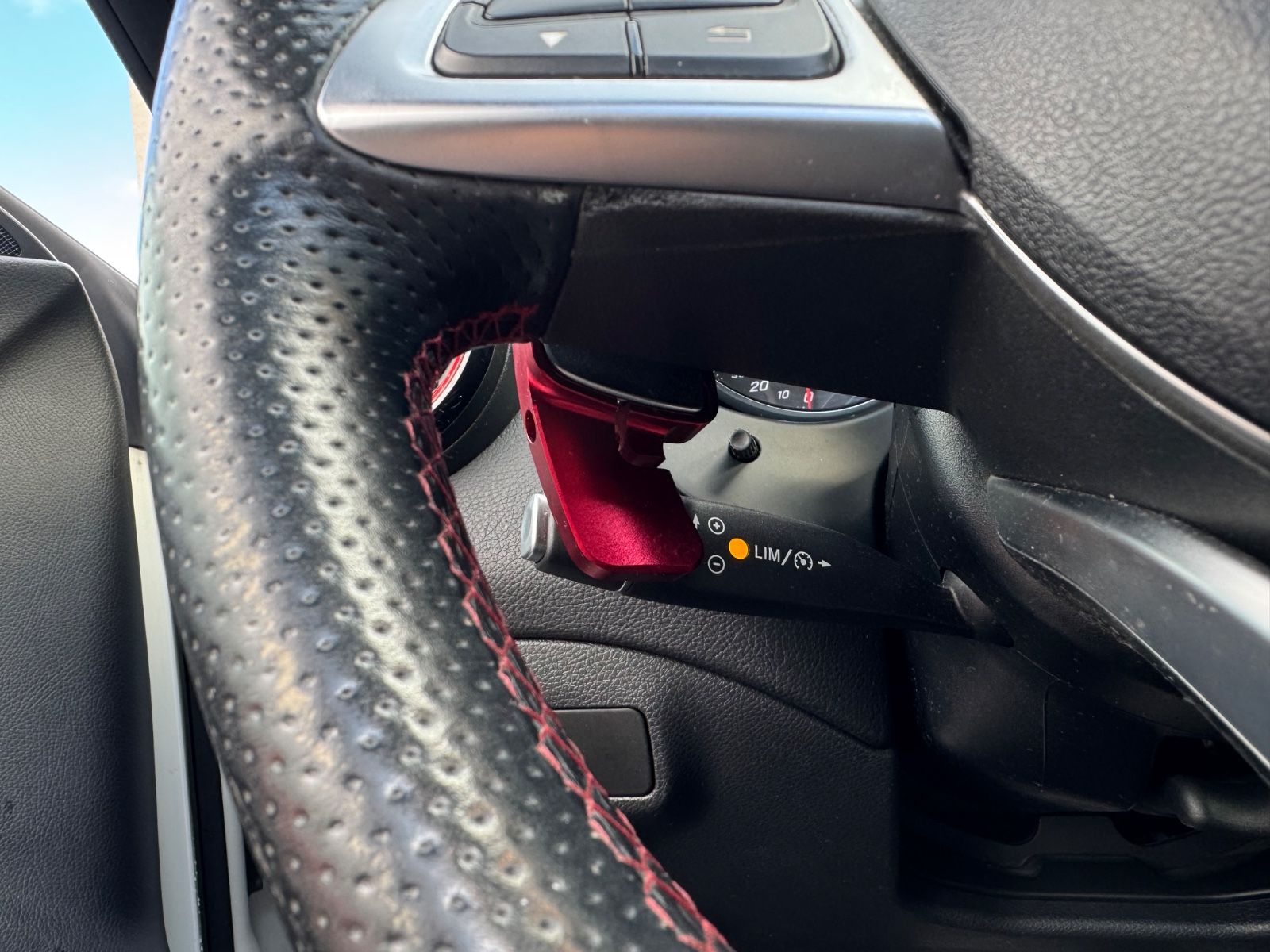 Fahrzeugabbildung Mercedes-Benz CLA 250 4Matic Sport AMG-Line Vollausstattung