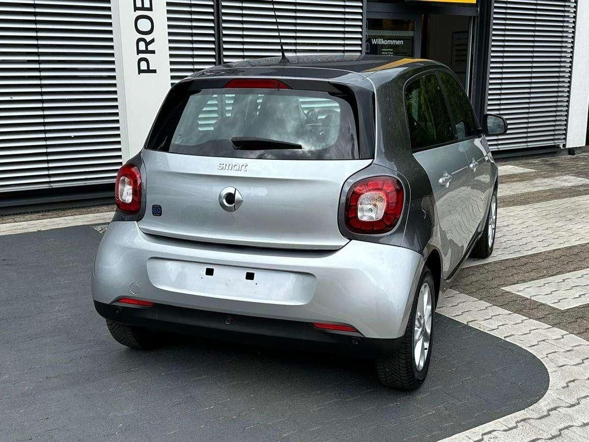 Fahrzeugabbildung Smart forFour electric drive / EQ passion