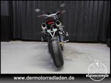 Triumph Street Triple 675 // ARROW-AUSPUFF // - SPORTTOURER VON 501 BIS 750 CCM