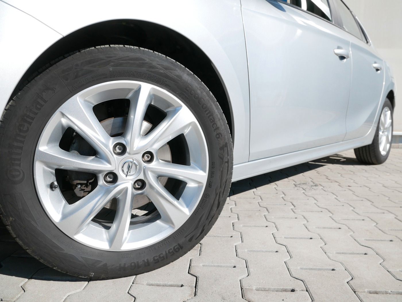 Fahrzeugabbildung Opel Corsa-F 1.2 Edition Kamera SHZ Apple/Android ALU
