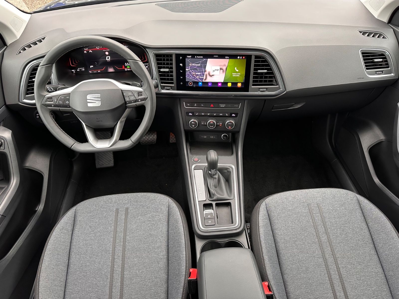 Fahrzeugabbildung SEAT Ateca 1.5 TSI Style DSG AHK/Navi/ACC/LED/SHZ/APP