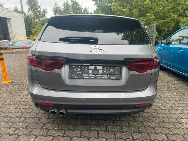 Fahrzeugabbildung Jaguar XF 20d 180PS R-Sport Sportbrake LEDER KAMERA